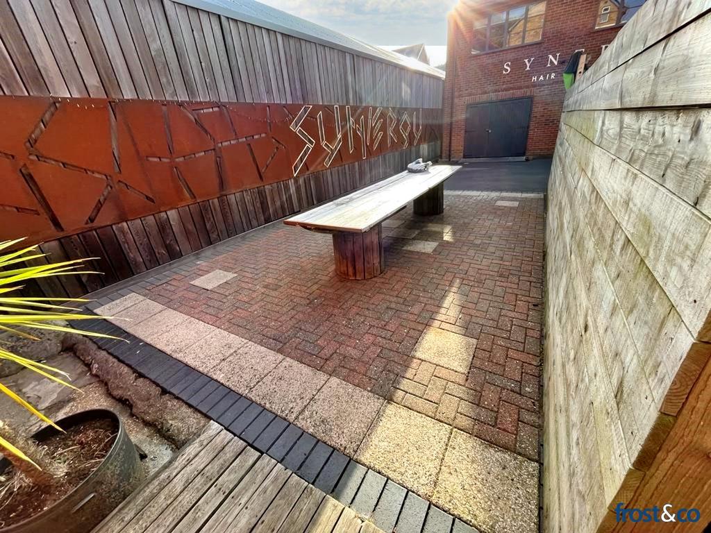 Rear Of 33 Parr St