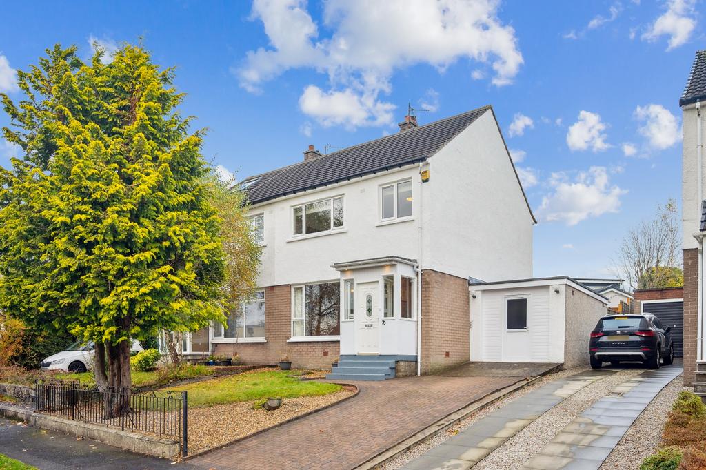Breadie Drive, Milngavie, East Dunbartonshire, G62 6LT 3 bed semi