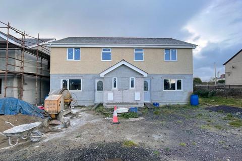 3 bedroom semi-detached house for sale, Cae'r Eglwys, Llanrug, Caernarfon, Gwynedd, LL55