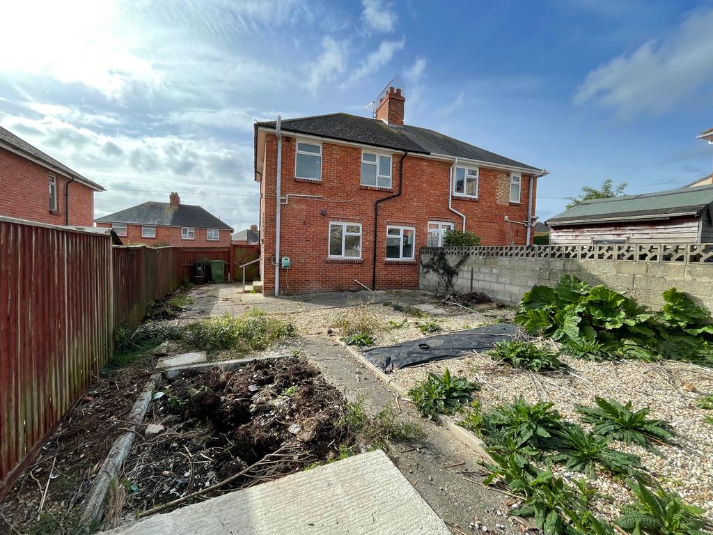 Queensland Road, Weymouth 3 bed semidetached house for sale £220,000