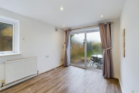 2 bedroom ground floor flat for sale, Upper Wickham Lane, Welling DA16 3AQ