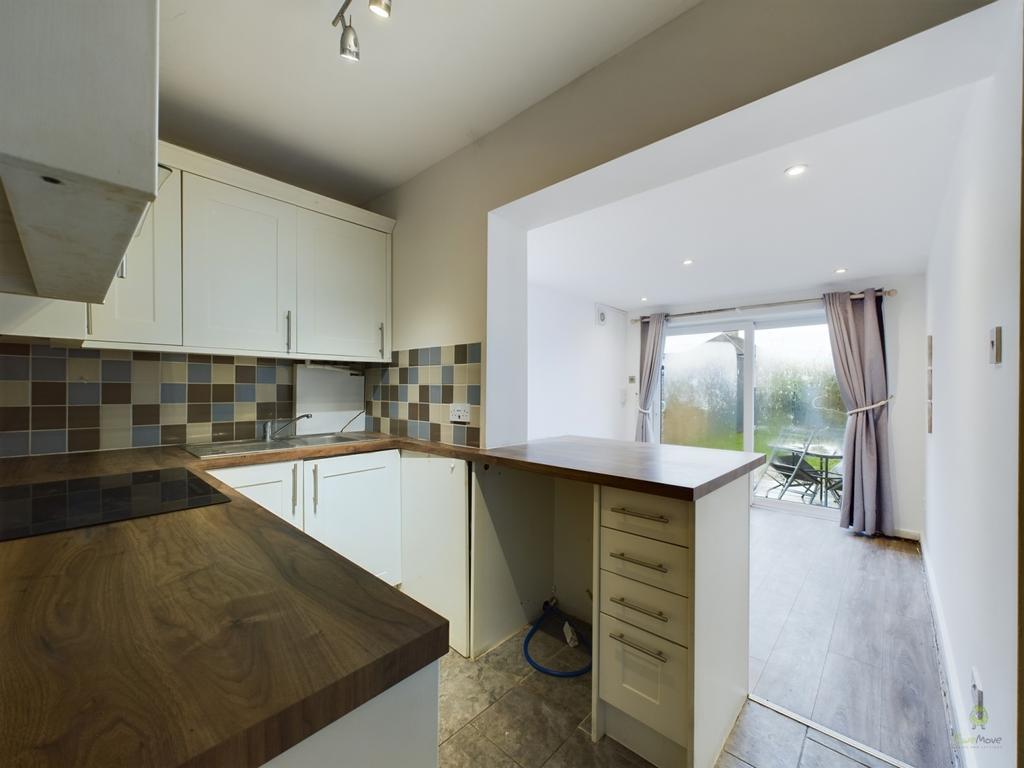 Presented by Clinton at Ewe Move Bexleyheath and Da