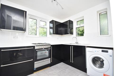 1 bedroom flat to rent, North Road BELVEDERE DA17 6JX
