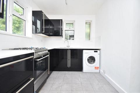 1 bedroom flat to rent, North Road BELVEDERE DA17 6JX