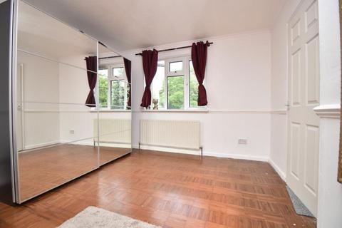 1 bedroom flat to rent, North Road BELVEDERE DA17 6JX