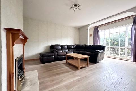 3 bedroom terraced house for sale - Ballantyne Road, Farnborough, Hampshire, GU14