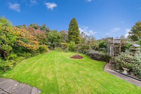 221 Botley Road, Chesham, HP5 1XT