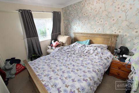 44 Leaside Way, Southampton, SO16 3EN