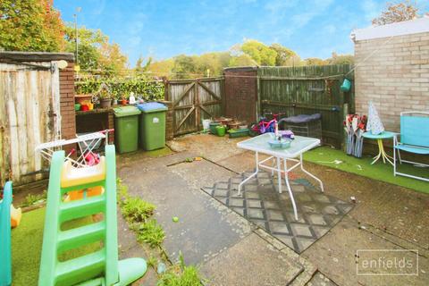 44 Leaside Way, Southampton, SO16 3EN