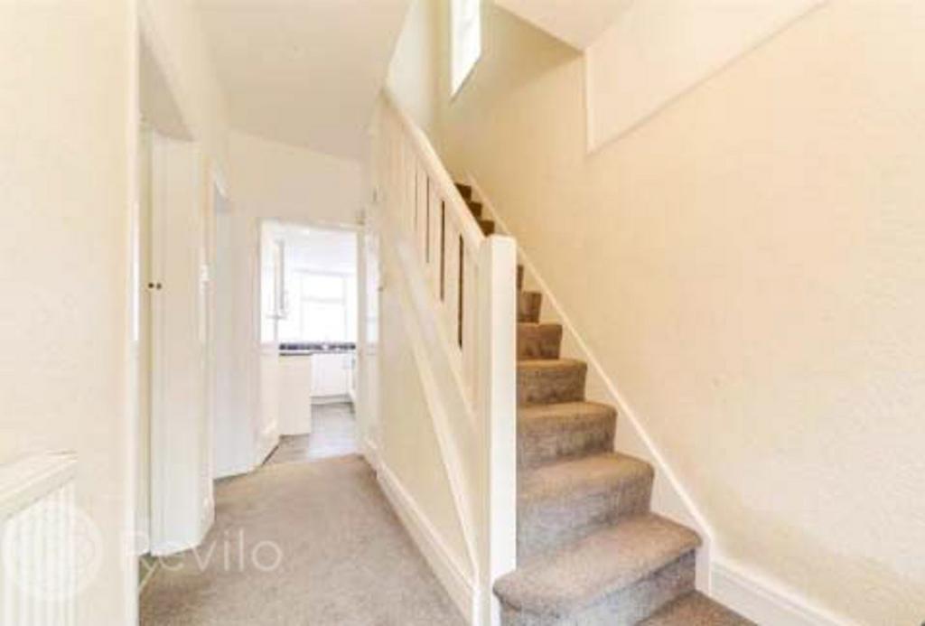 Helmshore Road, Helmshore, BB4 3 bed semidetached house to rent £