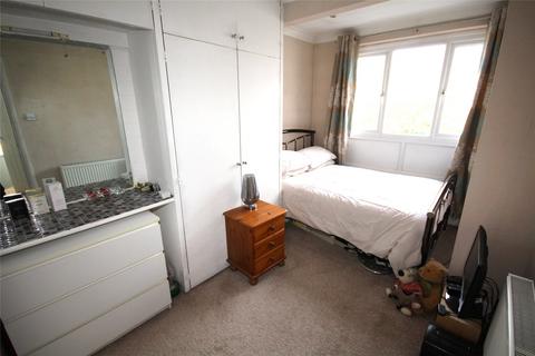 4 bedroom semi-detached house for sale, Selsey Crescent, Welling, Kent, DA16