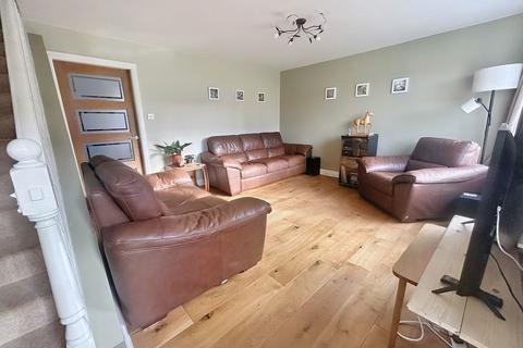 3 bedroom terraced house for sale - Lambton Gardens, Burnopfield, Newcastle upon Tyne, Durham, NE16 6JY