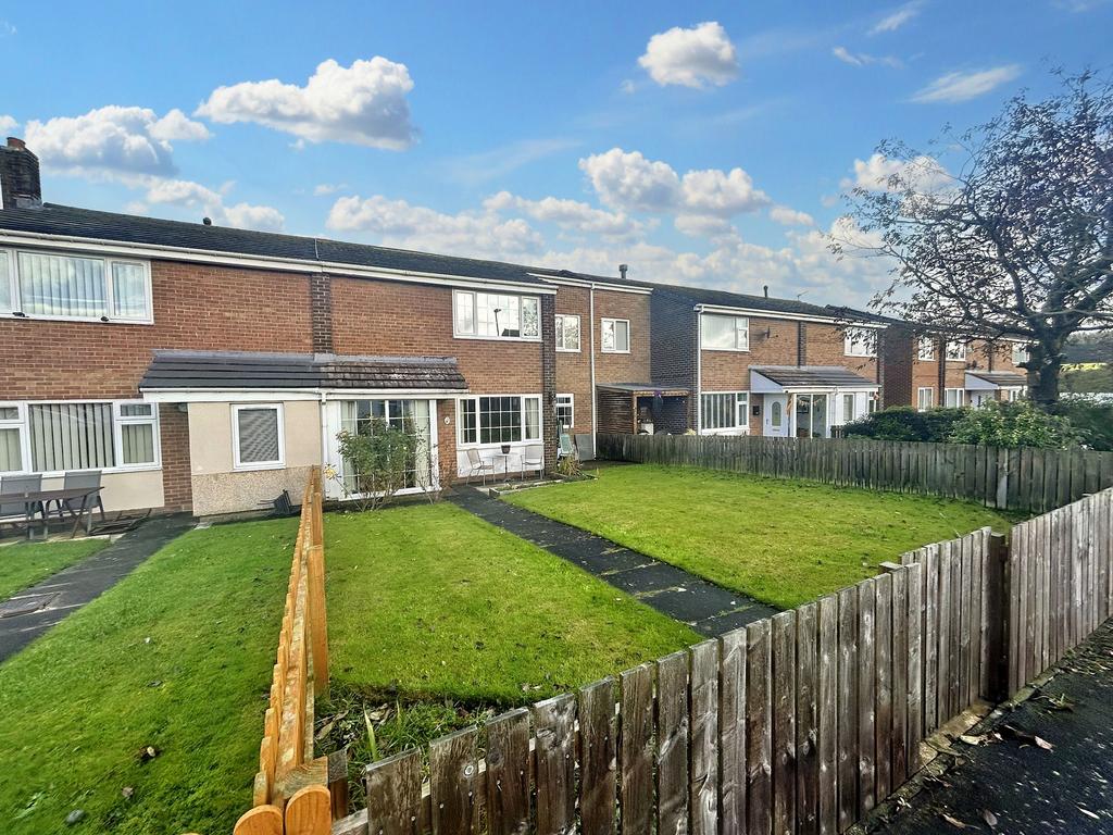 Lambton Gardens, Burnopfield... 3 bed terraced house £170,000