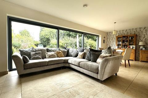 5 bedroom detached house for sale, Lynton Close, Ely, Cambridgeshire