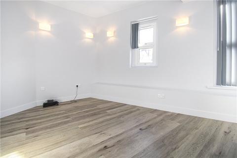 Studio to rent, Wimbledon Park Road, London, SW18