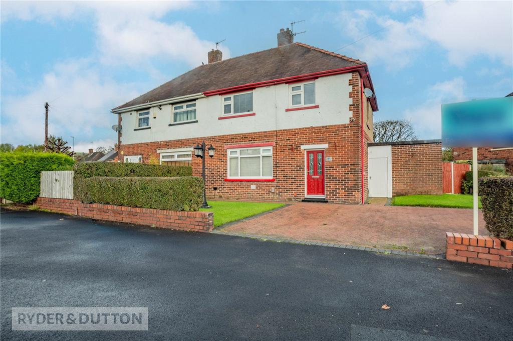 Duchess Street, Shaw, Oldham, Greater Manchester, OL2 3 bed semi