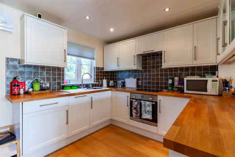 3 bedroom terraced house for sale - Isis Lake , South Cerney , Cirencester , GL7 5TL