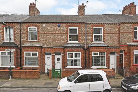 2 bedroom terraced house to rent, Ratcliffe Street, York, YO30