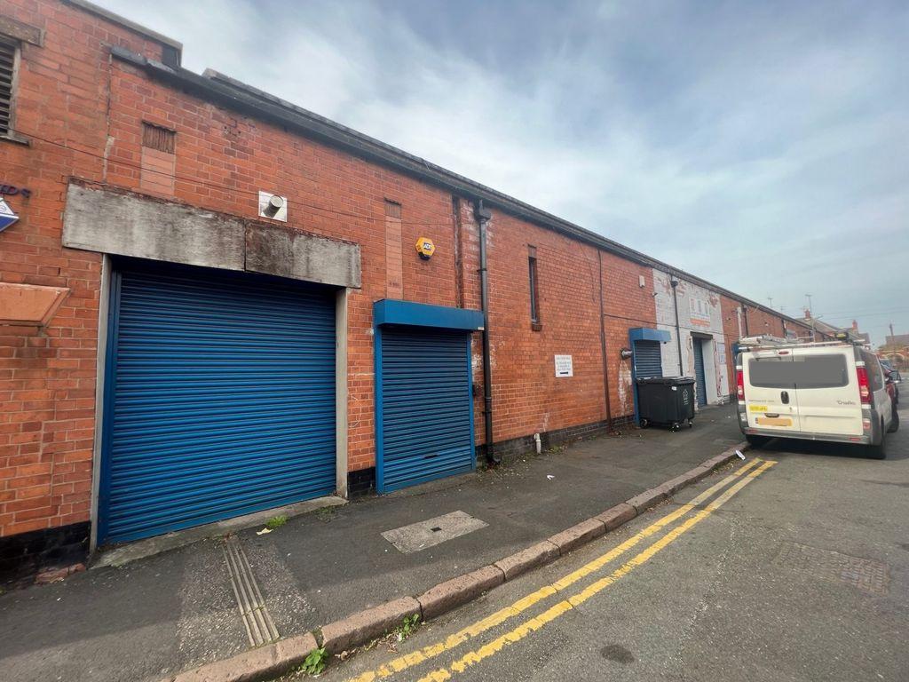Ross Walk, Belgrave, LE4 Industrial unit £1,875 pcm (£433 pw)