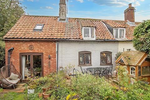 4 bedroom cottage for sale, The Drove, West Raynham