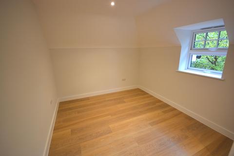 2 bedroom apartment for sale, Lower Blandford Road, Broadstone BH18