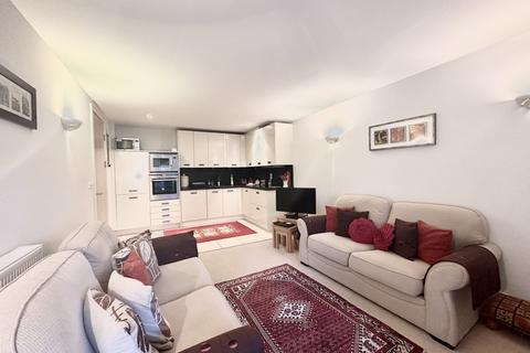 1 bedroom ground floor flat for sale, St. Brides Hill, Saundersfoot, Pembrokeshire, SA69