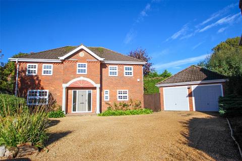 4 bedroom detached house for sale - Old Priory Close, Hamble, Southampton, Hampshire, SO31