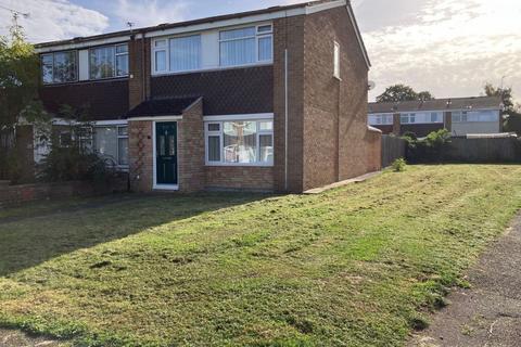 3 bedroom semi-detached house for sale - Nelson Close, Daventry, Northamptonshire NN11 4JF