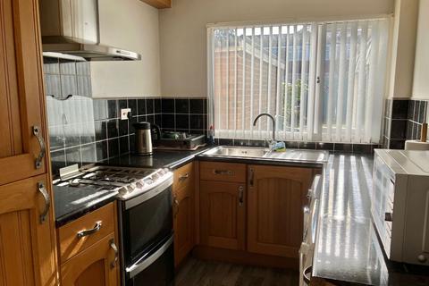 3 bedroom semi-detached house for sale - Nelson Close, Daventry, Northamptonshire NN11 4JF