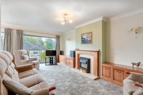 3 bedroom bungalow for sale - Moor Park Drive, Addingham, Ilkley, West Yorkshire, LS29