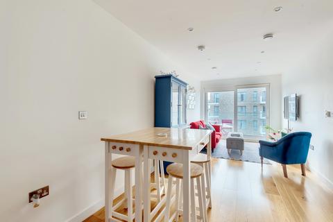 2 bedroom flat for sale, The Moore, 27 East Parkside, Greenwich Peninsula, SE10