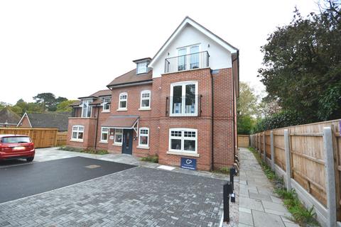 2 bedroom apartment for sale - Lower Blandford Road, Broadstone BH18