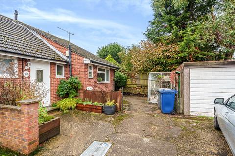 1 bedroom bungalow for sale, Rankine Close, Badshot Lea, Farnham, Surrey, GU9