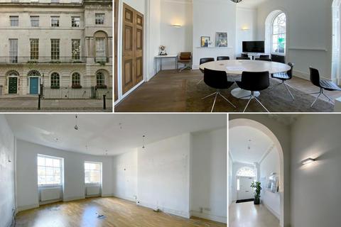 Office to rent, Office (E Class) – 5 Fitzroy Square, Fitzrovia, London, W1T 5HH