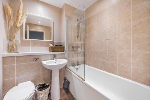 18 Allder Close, Abingdon, OX14 1YG