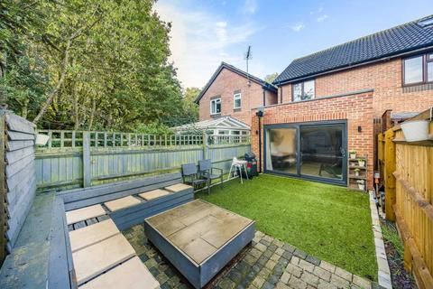 18 Allder Close, Abingdon, OX14 1YG
