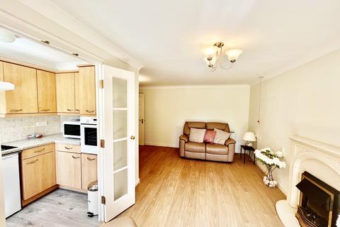 1 bedroom retirement property for sale, Sandbriggs Court, Preston PR3