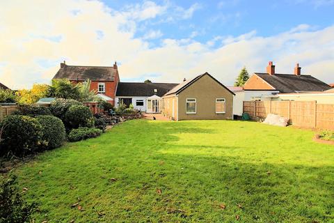 3 bedroom bungalow for sale, Avenue Road, Queniborough, LE7