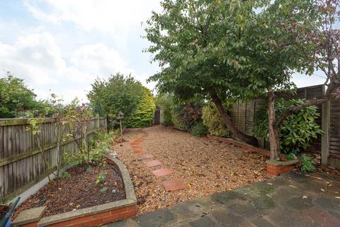 4 bedroom semi-detached house for sale - Westwood Road, Broadstairs, CT10