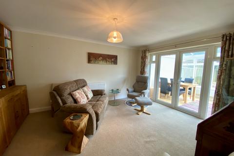 2 bedroom bungalow for sale, Westfield Close, Polegate, East Sussex, BN26