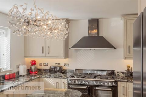 10 Barrow Brook Close, Clitheroe, BB7 9UN