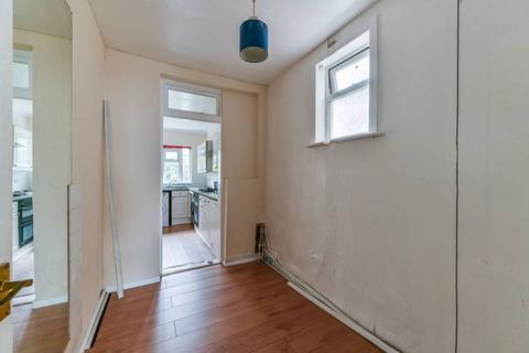 23 Mayfield Crescent, Thornton Heath, CR7 6DH