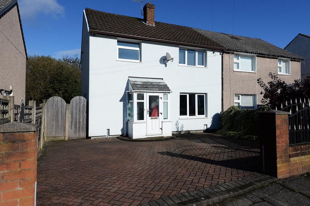 AshtonUnderLyne, AshtonUnderLyne OL7 3 bed semidetached house for sale £220,000