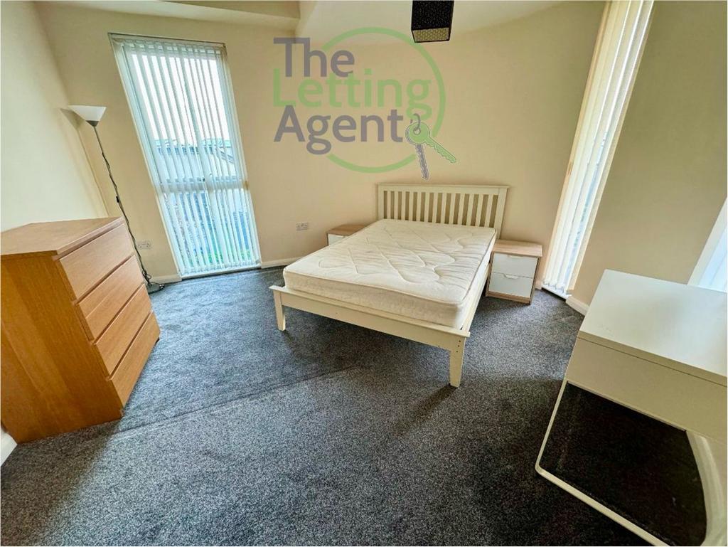 1st Double Bedroom