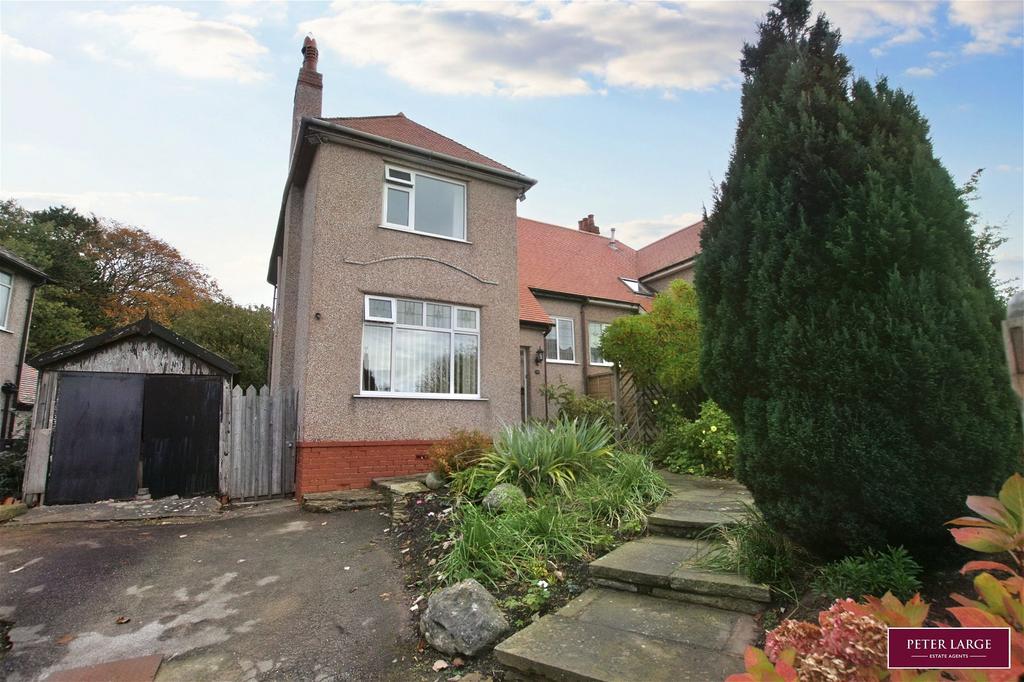 Mostyn Avenue, Prestatyn, Denbighshire LL19 9NF 3 bed semidetached house for sale £280,000