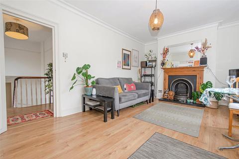 Flat C, 72 Crouch Hill, London, N8 9EE