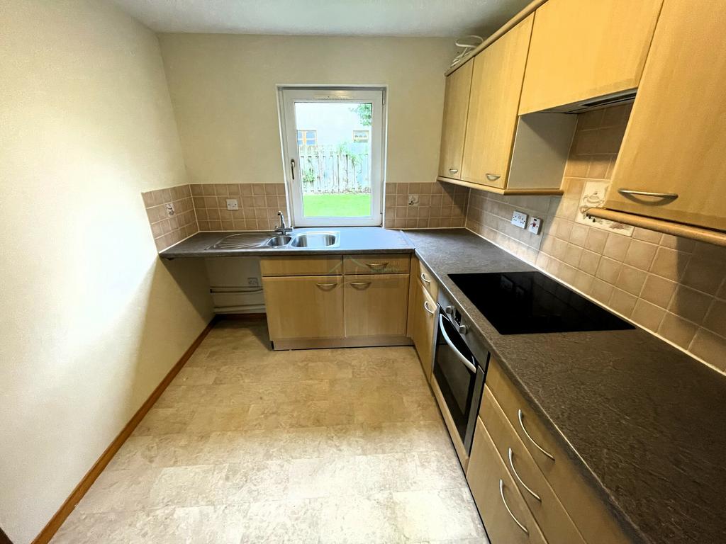Kitchen a.JPG