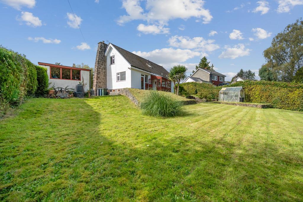 Campbell Street, Helensburgh, Argyll & Bute, G84 9QW 4 bed detached