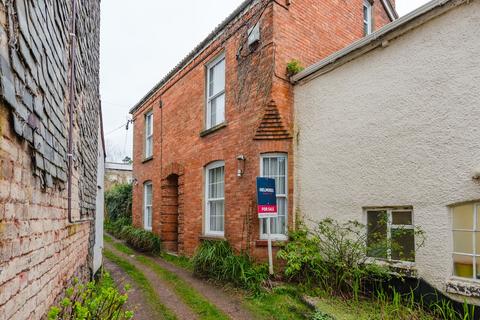 3 bedroom semi-detached house for sale, Western Road, Crediton, EX17