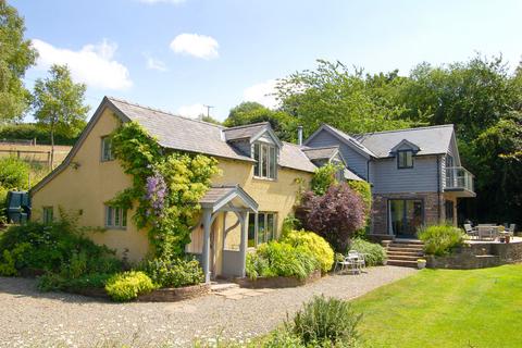 4 bedroom detached house for sale, Church Bank, Clun, Craven Arms, Shropshire, SY7